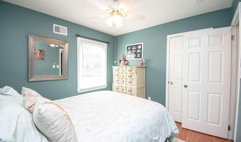 1220 Neptune Ave, Beachwood, NJ 08722