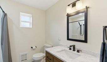 92 Bluebird Ln, Clark Fork, ID 83811