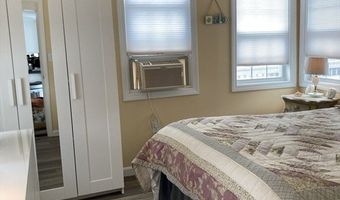 13 Thompson Rd A, Bourne, MA 02532