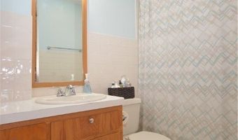 759 Tallkron Dr, Akron, OH 44305