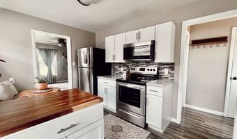 63 N 15th Ave, Beech Grove, IN 46107