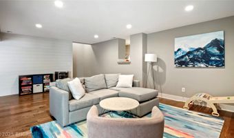 2410 SW 17th St, Ankeny, IA 50023