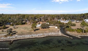 630 Seashore Dr, Atlantic, NC 28511