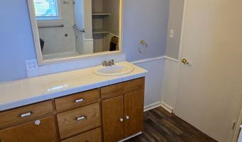 310 S Wickham St, Alvord, TX 76225