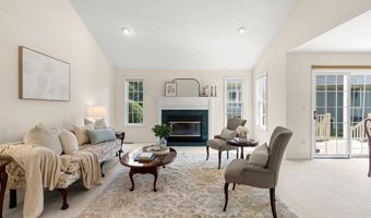 3 Gleneagle Dr, Bedford, NH 03110