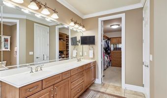 259 Meadowbrook Country Club Est, Ballwin, MO 63011