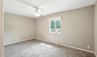 302 NW Sharmin Dr, Ankeny, IA 50023
