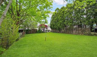 4 Atlantic St, Newport, RI 02840