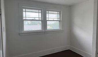 322 1st St, Atkins, IA 52206