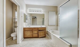 2585 Forest City Dr, Henderson, NV 89052