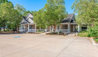 650 Eastpointe Ct, Amherst, OH 44001
