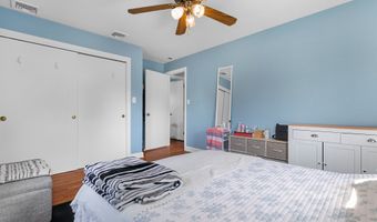24 N Coe Ln, Ansonia, CT 06401