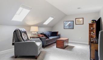 2712 KENWOOD Ave, Alexandria, VA 22302