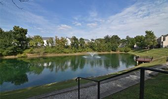 1005 Pocono Trl, Ballwin, MO 63021