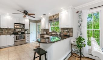 48 Hemlock Ave, Andover, NJ 07860