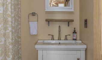21 Crittenden Rd, Bradford, NH 03221