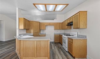 22225 Standing Rock Ave, Apple Valley, CA 92307