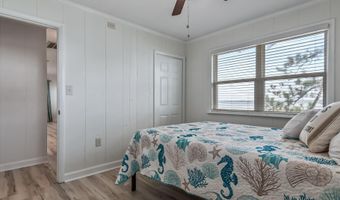 1308 Peninsular Cir, Alligator Point, FL 32346