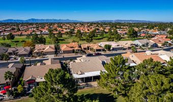 5733 S AMBERWOOD Dr, Chandler, AZ 85248