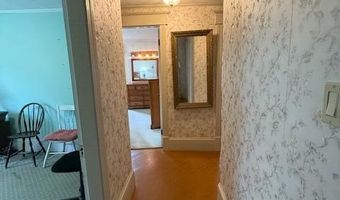 10 Palm St, Baileyville, ME 04694