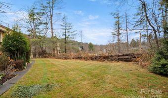 103 Pebble Creek Dr, Asheville, NC 28803