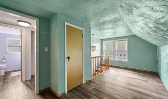 317 WOODLAWN Dr, Aurora, IN 47001