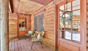 21663 OATLANDS Rd, Aldie, VA 20105