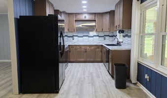 558 Stanton Rd, Atmore, AL 36502