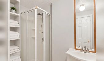50 Maple Ave Ext, Bethel, CT 06801