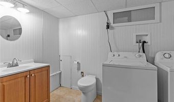 11 Red Robin Rd, Cranston, RI 02920