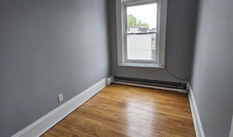 32 1st St 2, Albany, NY 12210