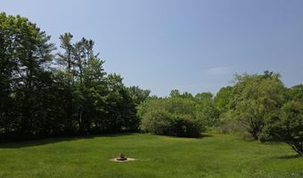 18 Cedar Ln, Belfast, ME 04915