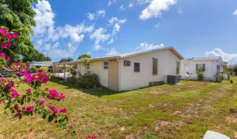 333 Loquat Dr, Barefoot Bay, FL 32976