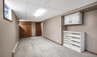 1005 W Richway Dr, Albert Lea, MN 56007
