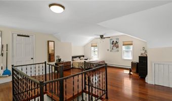 608 Black Plain Rd, North Smithfield, RI 02896