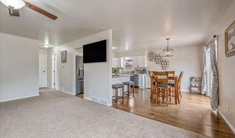 5214 HICKORY Pl, Cheyenne, WY 82009