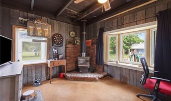 9328 Foote Rd, Akron, NY 14001
