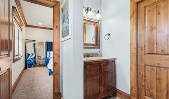 1739 Gateway Rd, Ardmore, OK 73401
