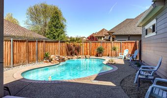 1607 Tennessee Ln, Central Point, OR 97502