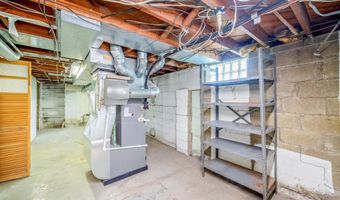 6027 Kim Ave, Allen Park, MI 48101