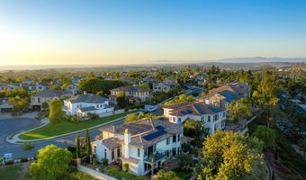 6676 Lemon Leaf Dr, Carlsbad, CA 92011