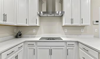 20328 NEWFOUNDLAND Sq, Ashburn, VA 20147