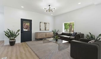 611 3rd St NW, Austin, MN 55912