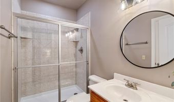 3906 NE Cadbury Ave, Bentonville, AR 72712