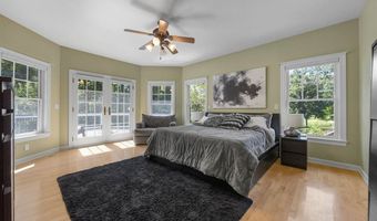 1000 133rd Dr, Amana, IA 52203