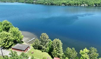 140 Lakeside Ln, Barton, VT 05839