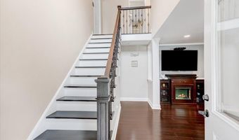 77 Warren Dr, Aberdeen, NJ 07747