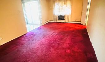 700 Broadway 26, Amityville, NY 11701