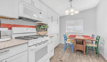 301 S SIGNAL BUTTE Rd 51, Apache Junction, AZ 85120