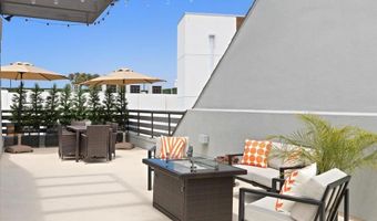 2511 State St, Carlsbad, CA 92008